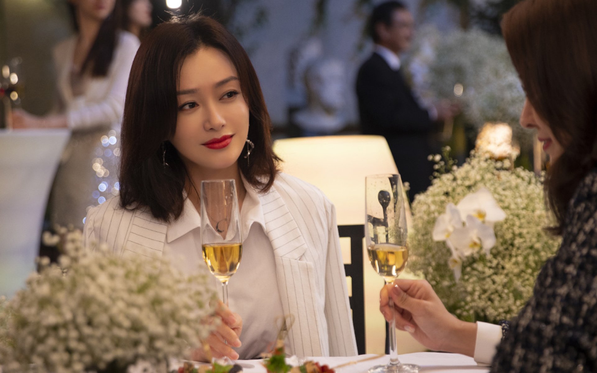 中国女篮展现团队精神 赛场表现抢眼,中国女篮的精神