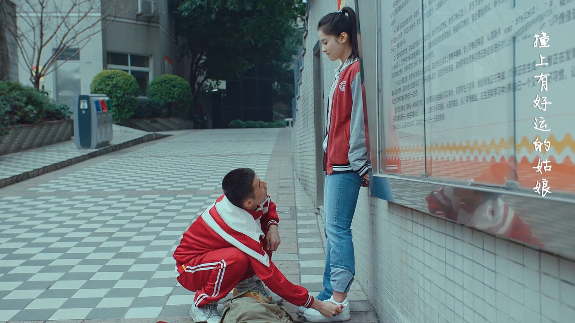 中国足球国家队推行一对一战术能力训练,一对一足球比赛