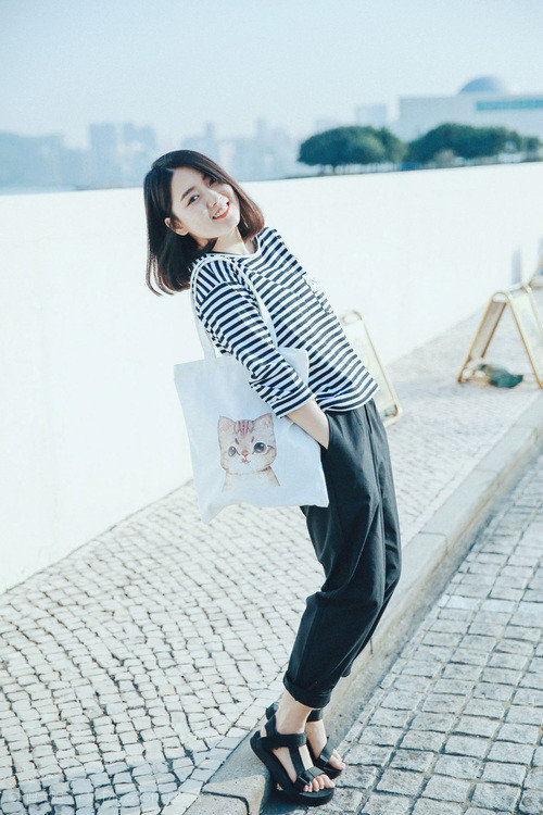 年轻选手表现抢眼，未来可期，年轻有潜力的球员